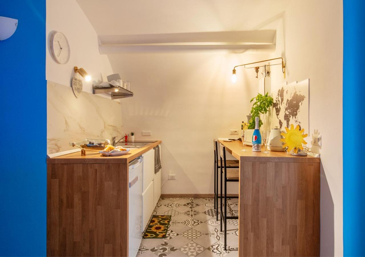 Blue Twins Holiday House Наполи Екстериор снимка